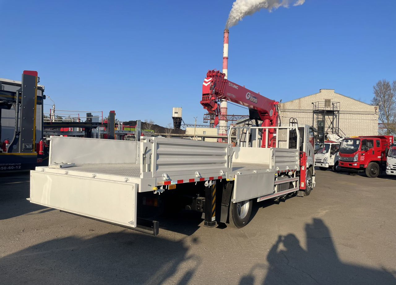 Isuzu Elf - Бортовой грузовик/ Платформа, Автоманипулятор: фото 5 Isuzu Elf - Бортовой грузовик/ Платформа, Автоманипулятор: фото 5