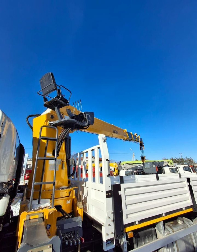 Новый Грузовик бортовой/ Платформа, Автоманипулятор Isuzu Giga (C-series): фото 16