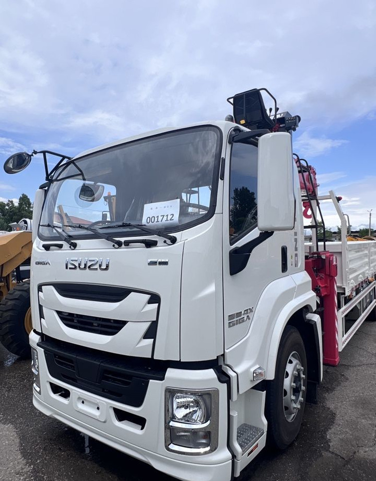 Новый Грузовик бортовой/ Платформа, Автоманипулятор Isuzu Giga (C-series): фото 16 Новый Грузовик бортовой/ Платформа, Автоманипулятор Isuzu Giga (C-series): фото 16