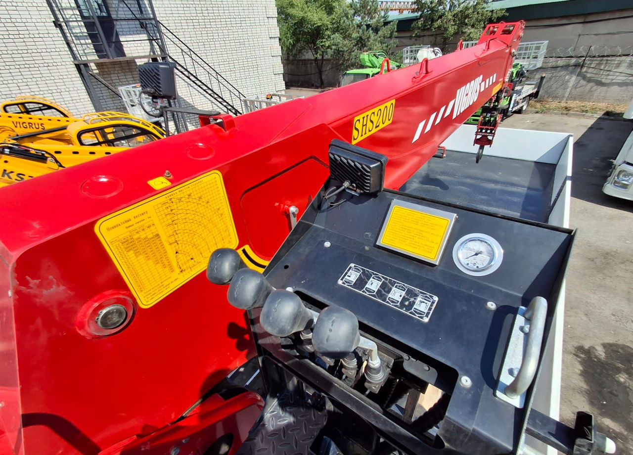 Новый Грузовик бортовой/ Платформа, Автоманипулятор Isuzu Giga (C-series): фото 20 Новый Грузовик бортовой/ Платформа, Автоманипулятор Isuzu Giga (C-series): фото 20