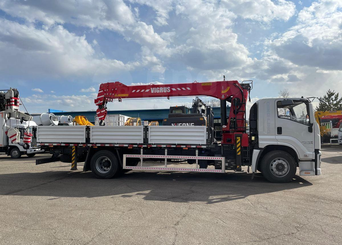 Isuzu Giga - Грузовик бортовой/ Платформа, Автоманипулятор: фото 4 Isuzu Giga - Грузовик бортовой/ Платформа, Автоманипулятор: фото 4