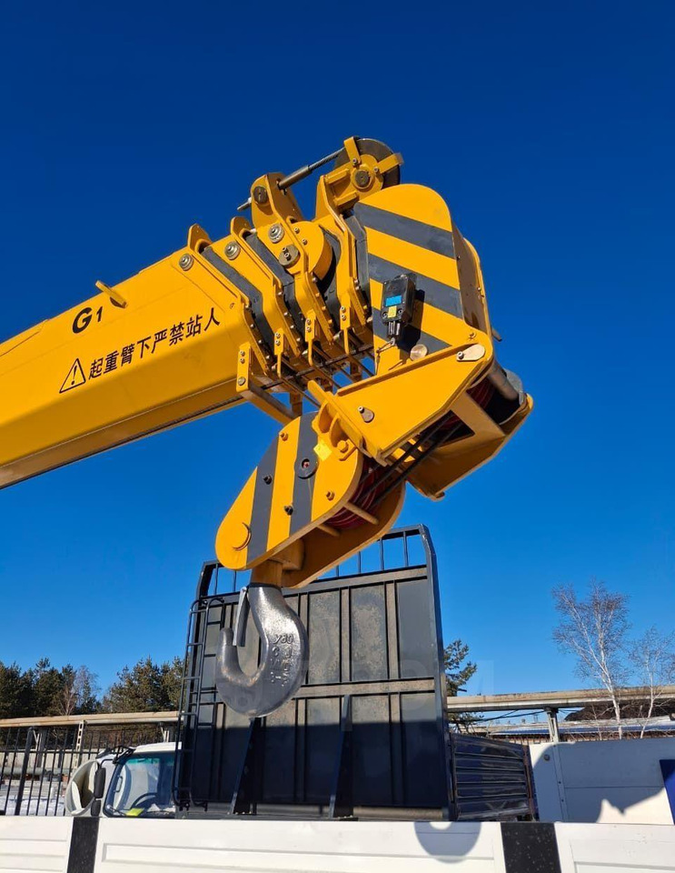 Новый Бортовой грузовик/ Платформа, Автоманипулятор Isuzu Giga: фото 23