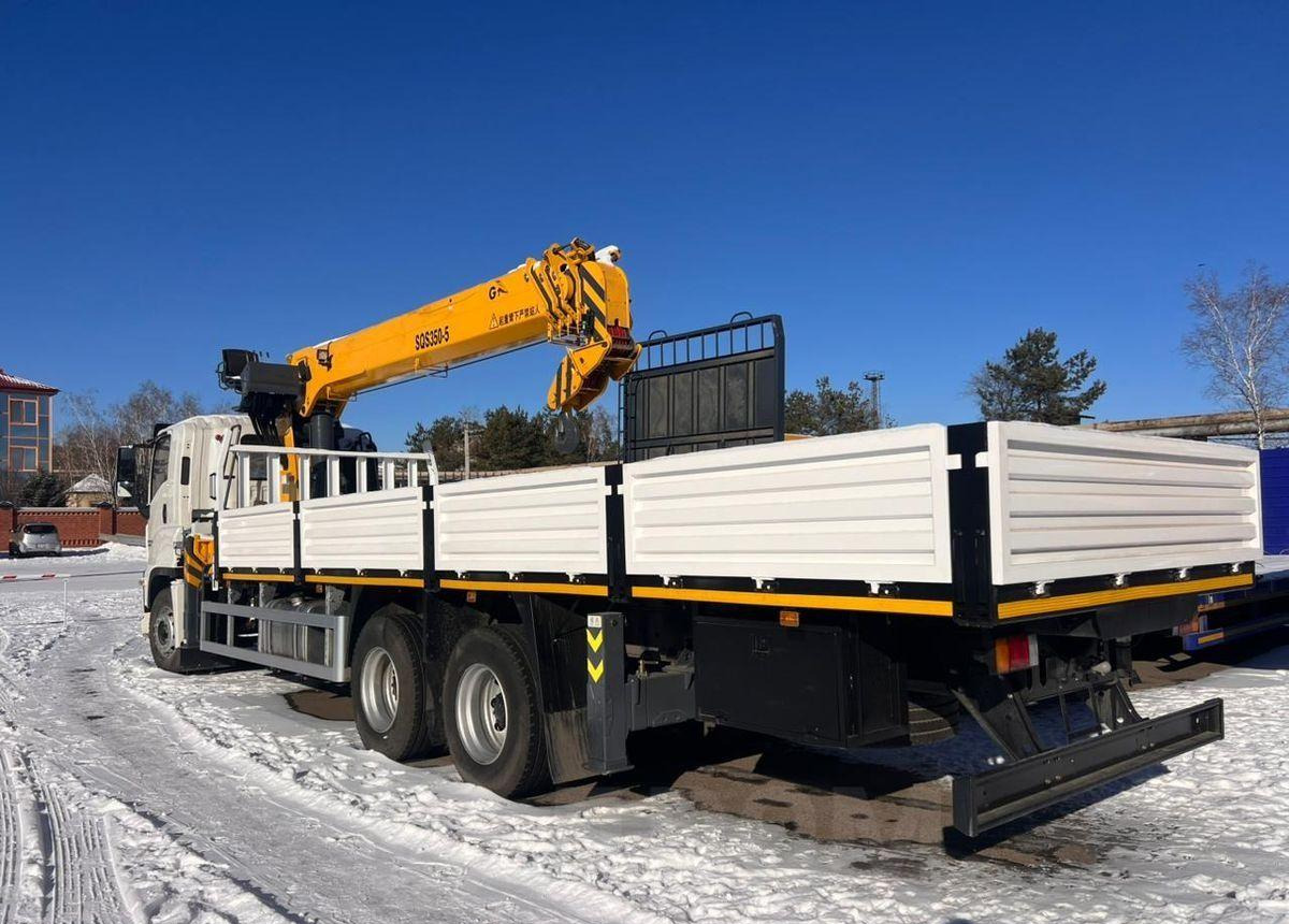 Isuzu Giga - Грузовик бортовой/ Платформа, Автоманипулятор: фото 4 Isuzu Giga - Грузовик бортовой/ Платформа, Автоманипулятор: фото 4