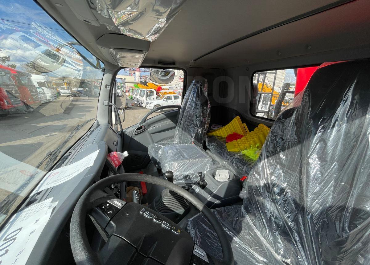 Новый Грузовик бортовой/ Платформа, Автоманипулятор Isuzu Giga: фото 7