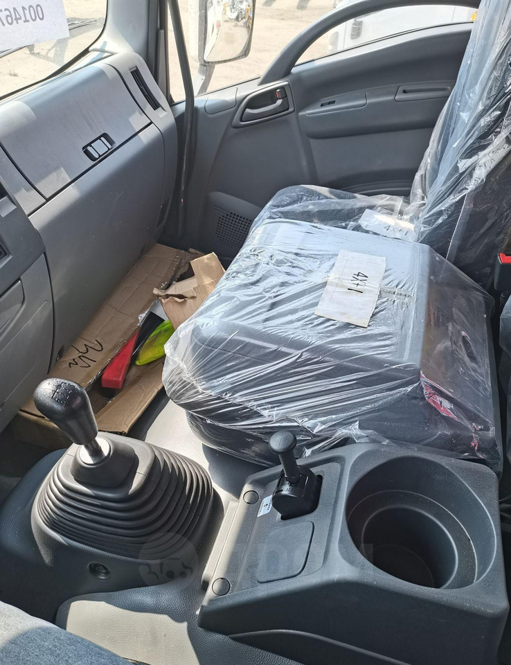 Новый Грузовик бортовой/ Платформа, Автоманипулятор Isuzu Giga: фото 19