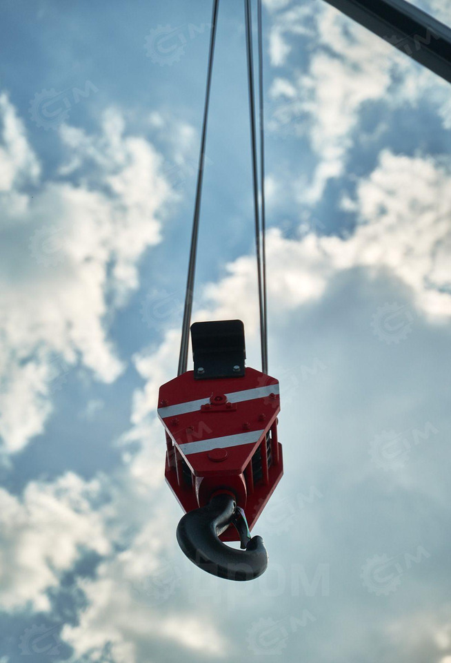 Новый Грузовик бортовой/ Платформа, Автоманипулятор Isuzu Giga: фото 26