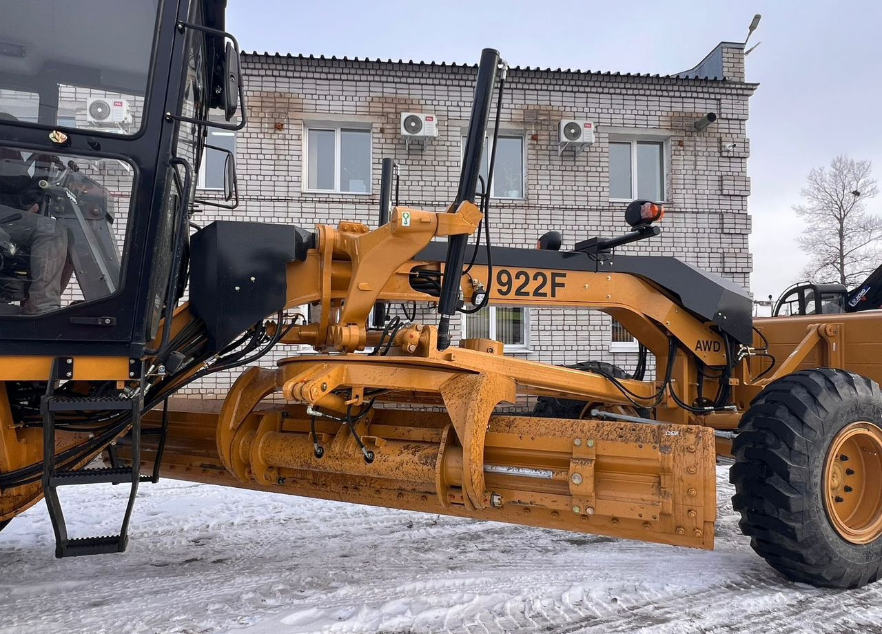 Новый Грейдер SEM 922F: фото 11
