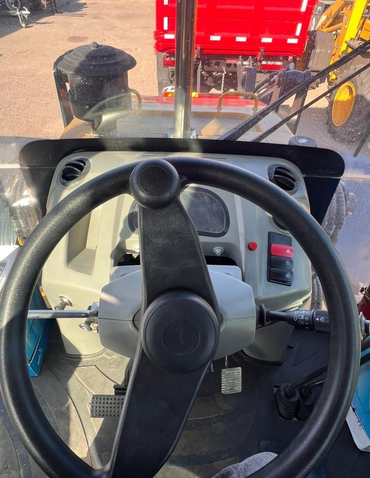 Новый Экскаватор-погрузчик Yugong 488CX: фото 10 Новый Экскаватор-погрузчик Yugong 488CX: фото 10