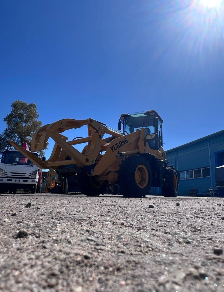 Колёсный погрузчик Yugong 930: фото 11 Колёсный погрузчик Yugong 930: фото 11