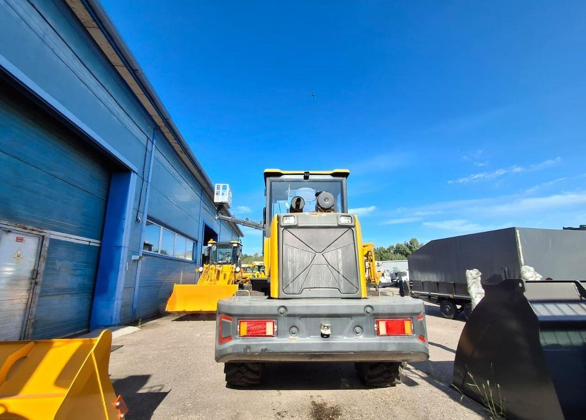 Колёсный погрузчик Yugong 930: фото 8 Колёсный погрузчик Yugong 930: фото 8