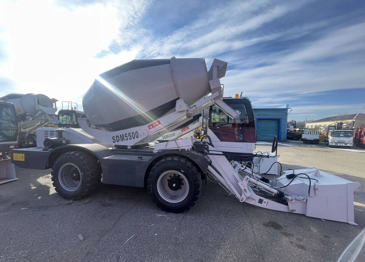 Yugong SDM5500 - Автобетоносмеситель: фото 3 Yugong SDM5500 - Автобетоносмеситель: фото 3