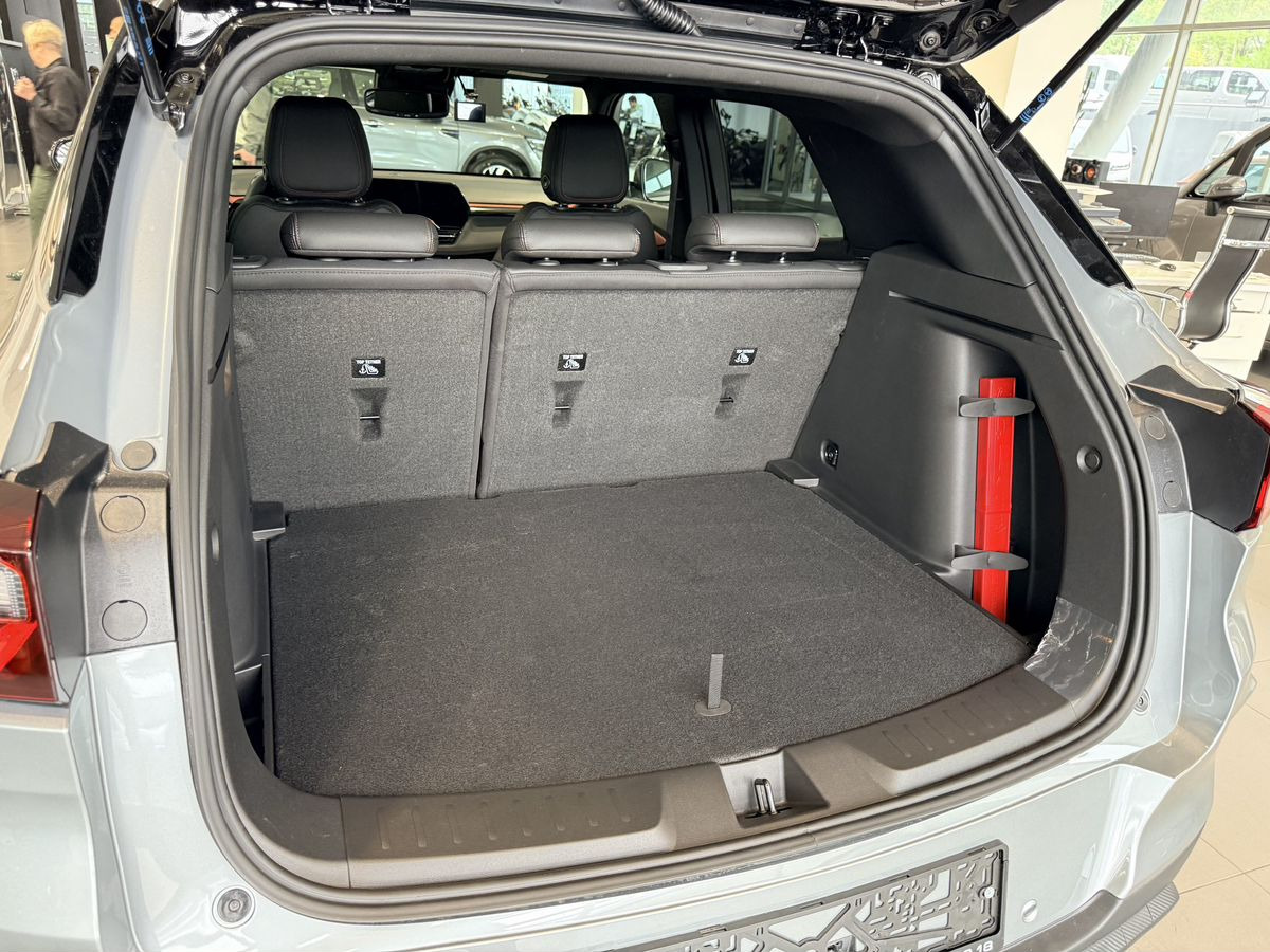 Легковой автомобиль Chevrolet TrailBlazer, III Рестайлинг 1.3 CVT (157 л.с.): фото 16