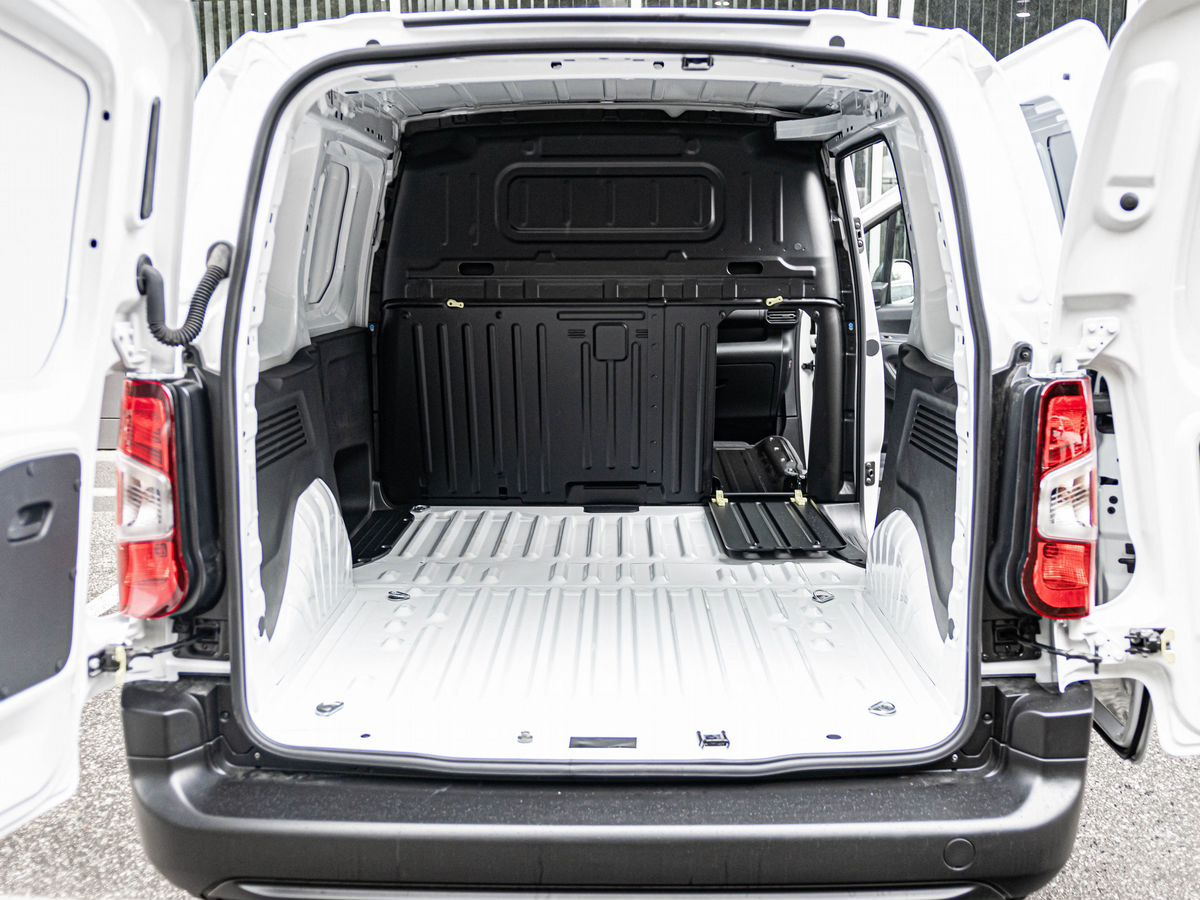 Новый Цельнометаллический фургон Citroen Berlingo: фото 11 Новый Цельнометаллический фургон Citroen Berlingo: фото 11