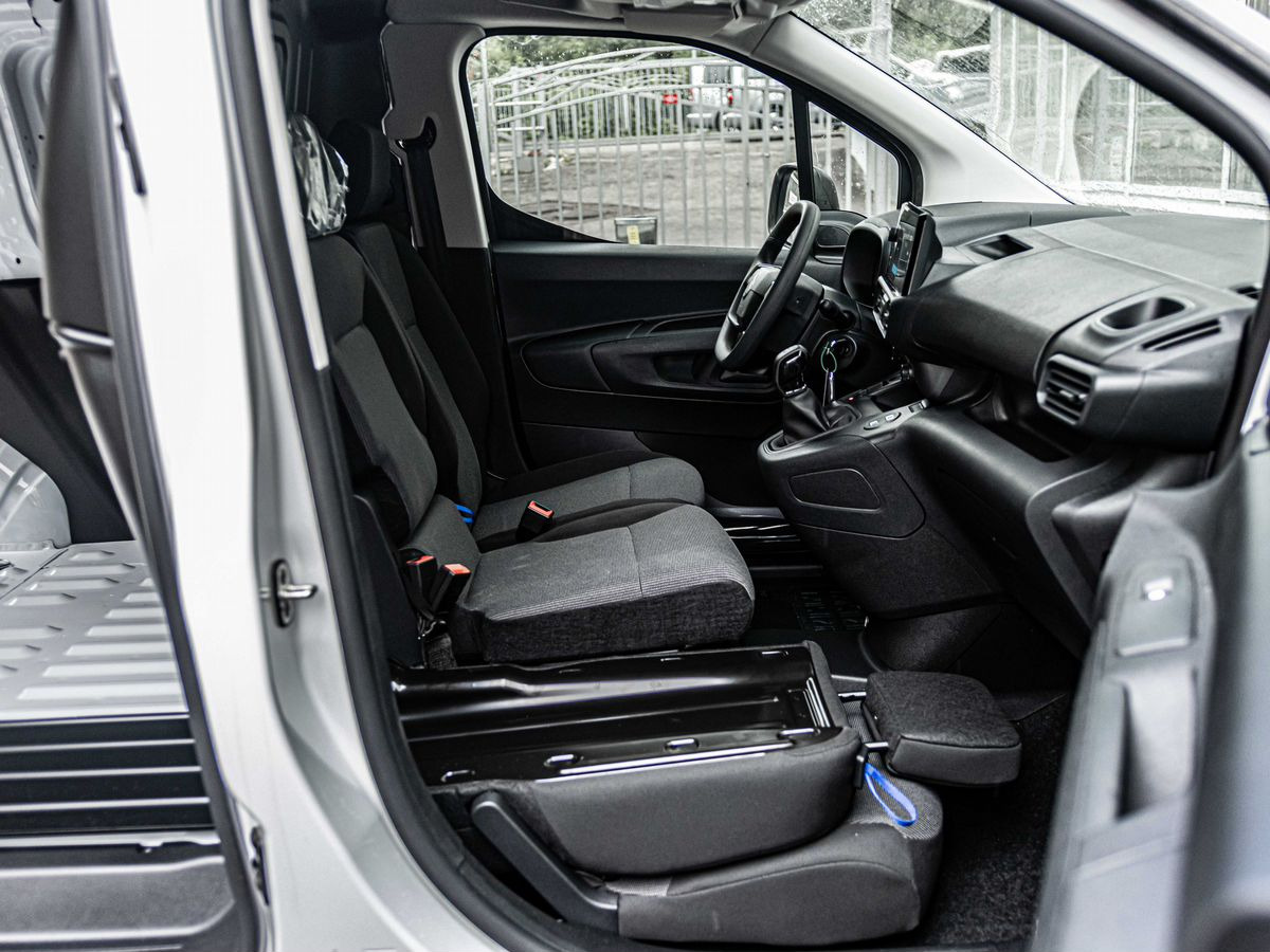 Новый Цельнометаллический фургон Citroen Berlingo: фото 18 Новый Цельнометаллический фургон Citroen Berlingo: фото 18