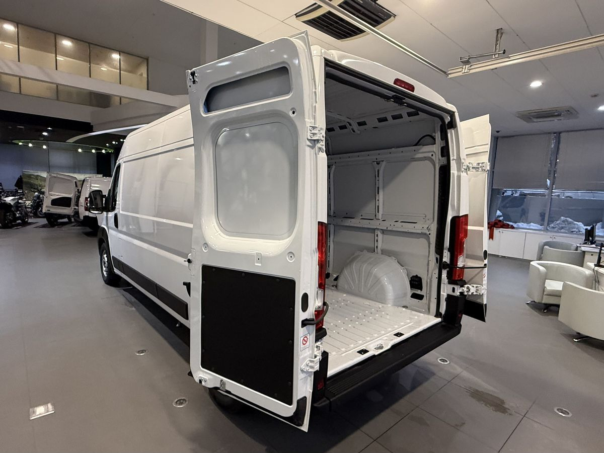 Новый Цельнометаллический фургон Fiat Professional Ducato: фото 16