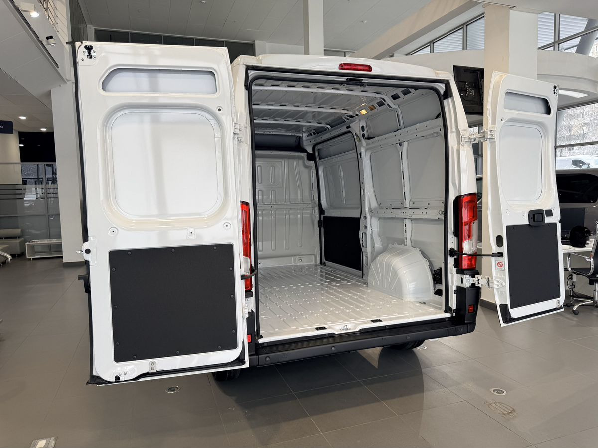 Новый Цельнометаллический фургон Fiat Professional Ducato: фото 16