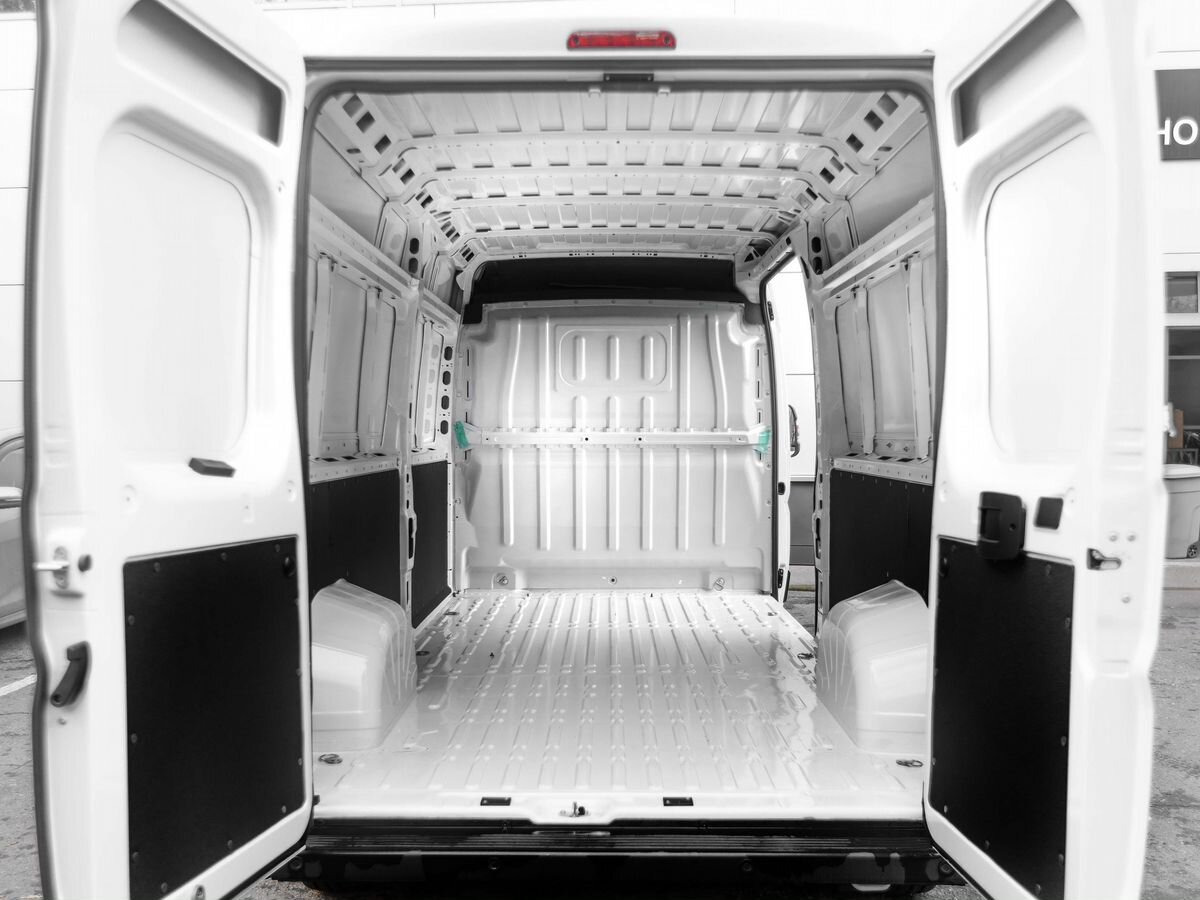 Новый Цельнометаллический фургон Peugeot Boxer: фото 7 Новый Цельнометаллический фургон Peugeot Boxer: фото 7