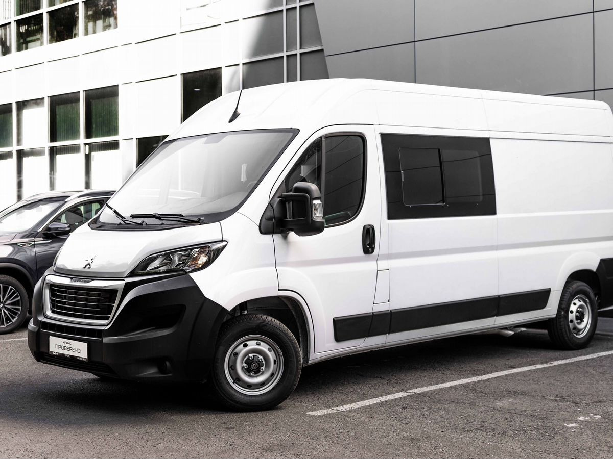 Peugeot Boxer - Грузопассажирский фургон: фото 1 Peugeot Boxer - Грузопассажирский фургон: фото 1