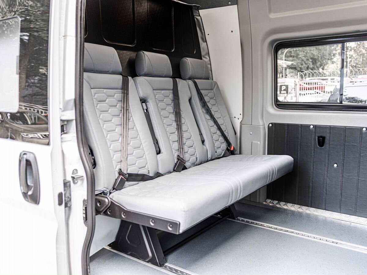 Новый Цельнометаллический фургон, Грузопассажирский фургон Peugeot Boxer: фото 12 Новый Цельнометаллический фургон, Грузопассажирский фургон Peugeot Boxer: фото 12