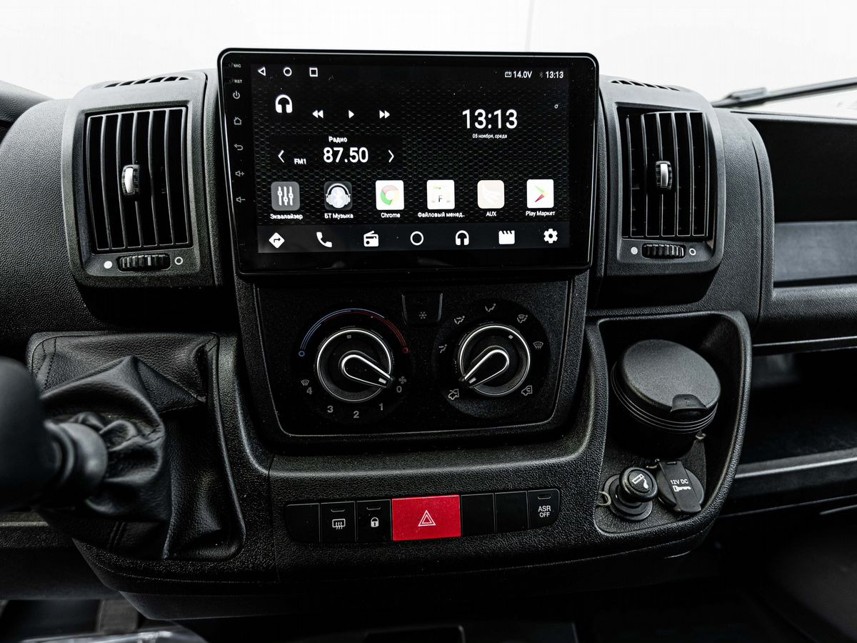 Peugeot Boxer - Цельнометаллический фургон: фото 1 Peugeot Boxer - Цельнометаллический фургон: фото 1