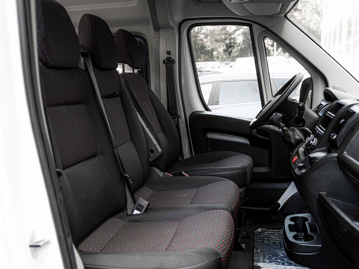 Новый Цельнометаллический фургон, Грузопассажирский фургон Peugeot Boxer: фото 18 Новый Цельнометаллический фургон, Грузопассажирский фургон Peugeot Boxer: фото 18