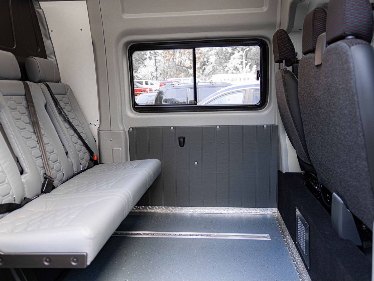 Новый Грузопассажирский фургон Peugeot Boxer: фото 12 Новый Грузопассажирский фургон Peugeot Boxer: фото 12