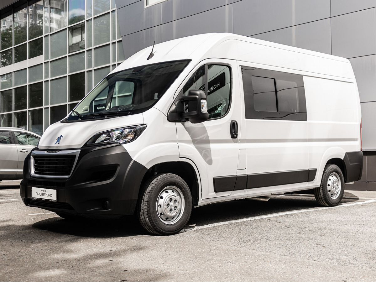 Peugeot Boxer - Грузопассажирский фургон: фото 1 Peugeot Boxer - Грузопассажирский фургон: фото 1