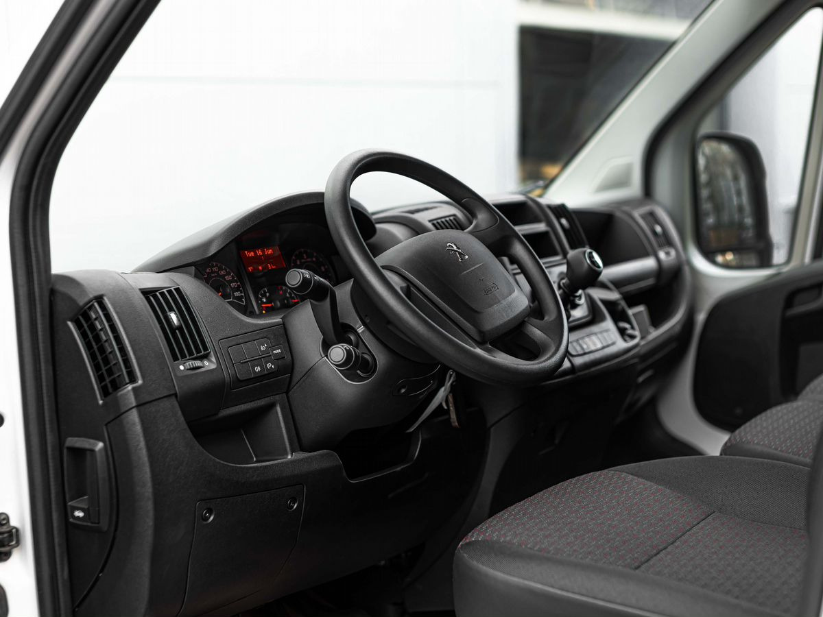 Новый Цельнометаллический фургон Peugeot Boxer: фото 9 Новый Цельнометаллический фургон Peugeot Boxer: фото 9