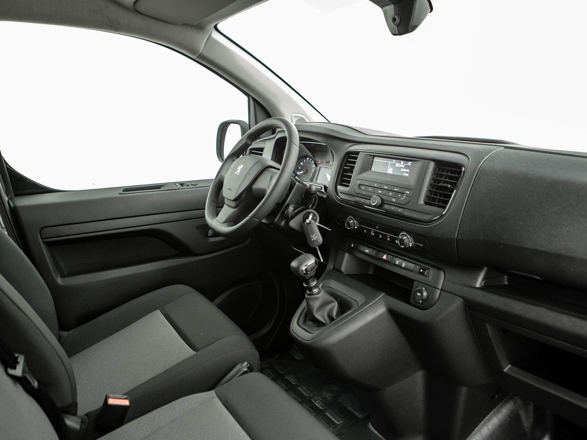 Новый Цельнометаллический фургон Peugeot Expert: фото 20 Новый Цельнометаллический фургон Peugeot Expert: фото 20