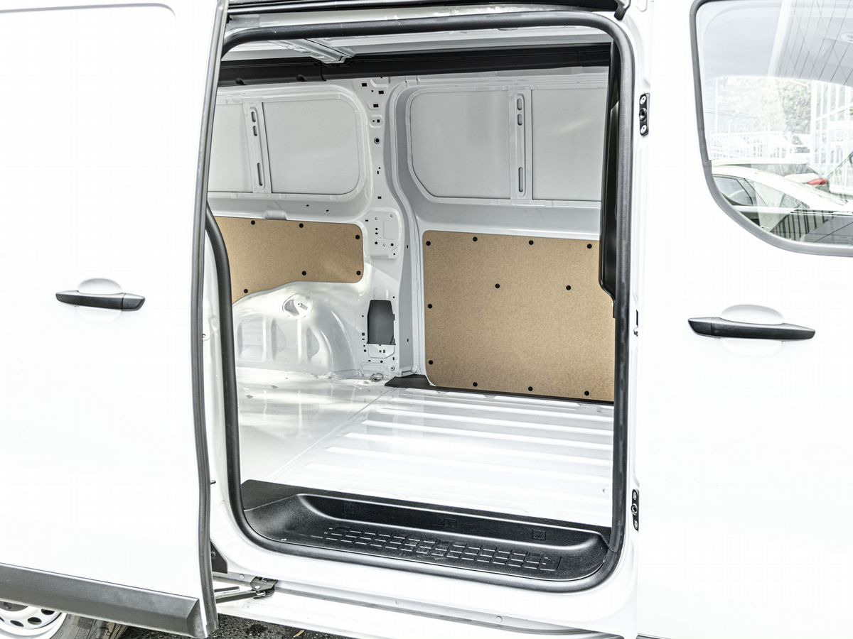 Новый Цельнометаллический фургон Peugeot Expert: фото 14
