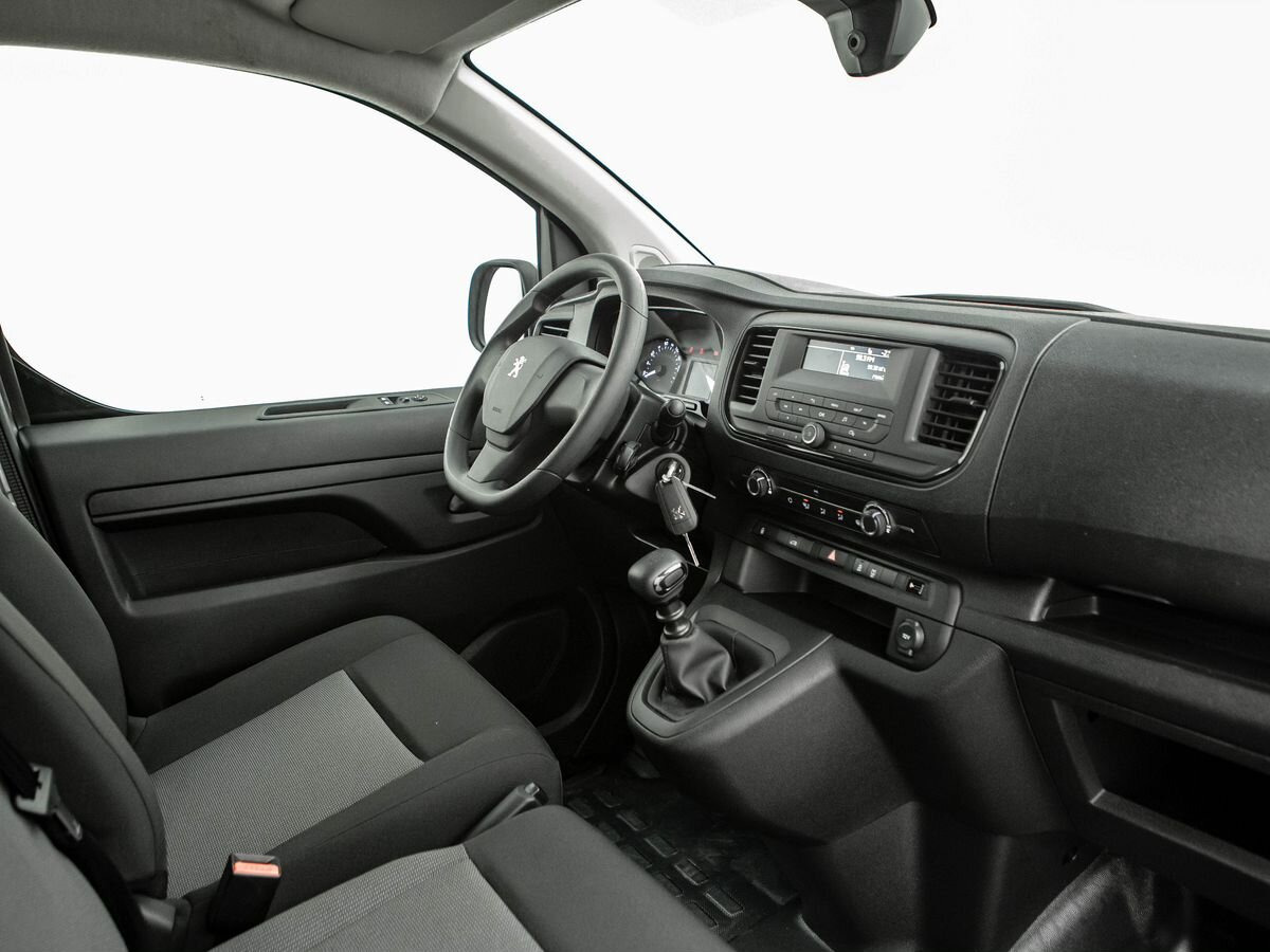 Новый Цельнометаллический фургон Peugeot Expert: фото 20 Новый Цельнометаллический фургон Peugeot Expert: фото 20