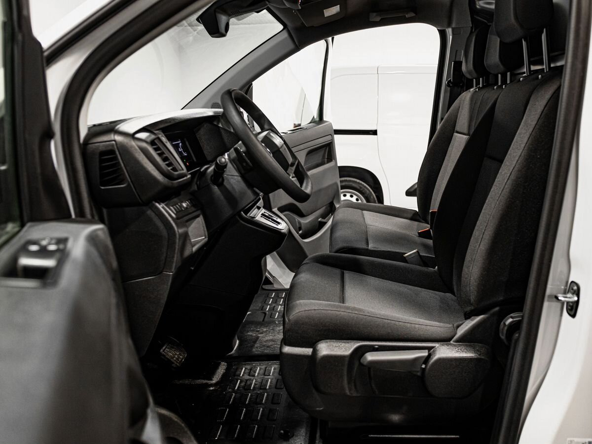 Новый Цельнометаллический фургон Peugeot Expert: фото 16