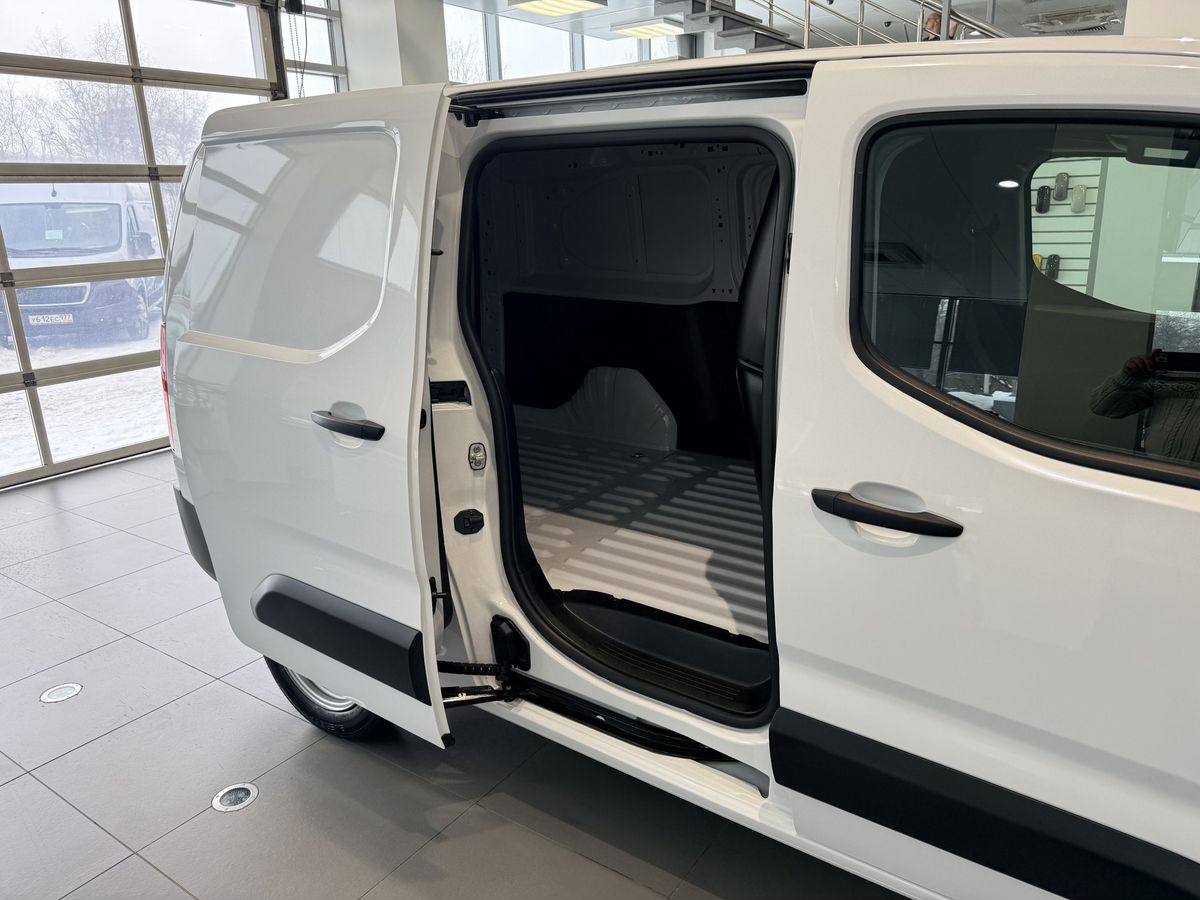 Новый Цельнометаллический фургон Peugeot Partner: фото 15 Новый Цельнометаллический фургон Peugeot Partner: фото 15