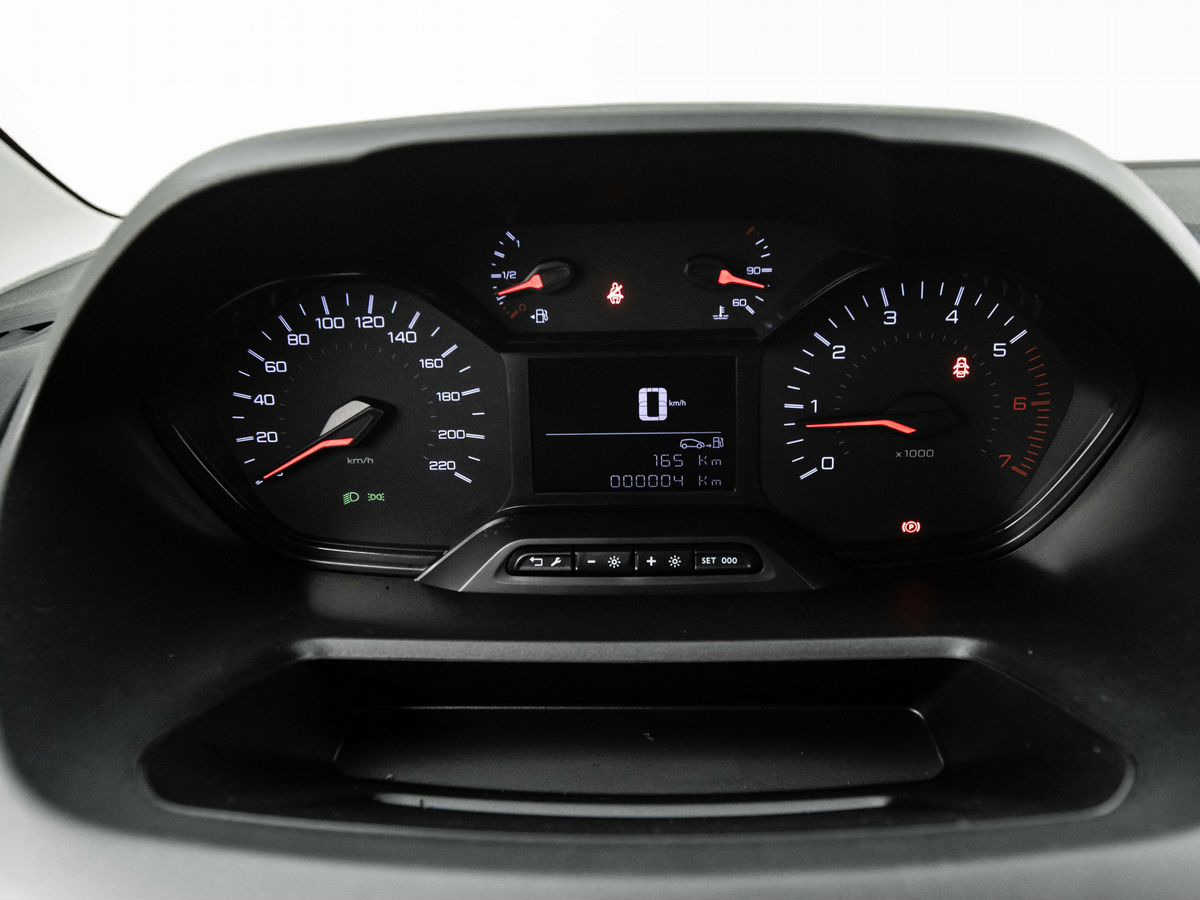 Новый Цельнометаллический фургон Peugeot Partner: фото 15