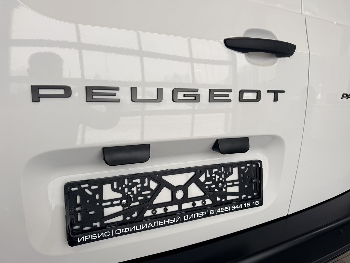 Новый Цельнометаллический фургон Peugeot Partner: фото 8 Новый Цельнометаллический фургон Peugeot Partner: фото 8