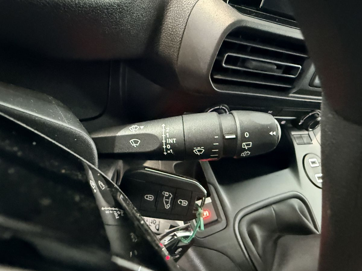 Новый Цельнометаллический фургон Peugeot Partner: фото 40 Новый Цельнометаллический фургон Peugeot Partner: фото 40