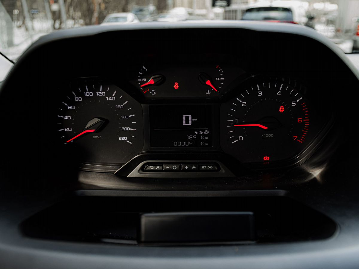 Новый Фургон-рефрижератор Peugeot Partner: фото 20 Новый Фургон-рефрижератор Peugeot Partner: фото 20