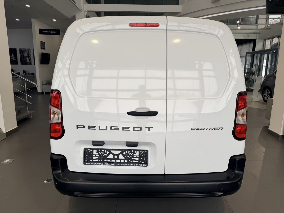 Новый Цельнометаллический фургон Peugeot Partner: фото 7 Новый Цельнометаллический фургон Peugeot Partner: фото 7