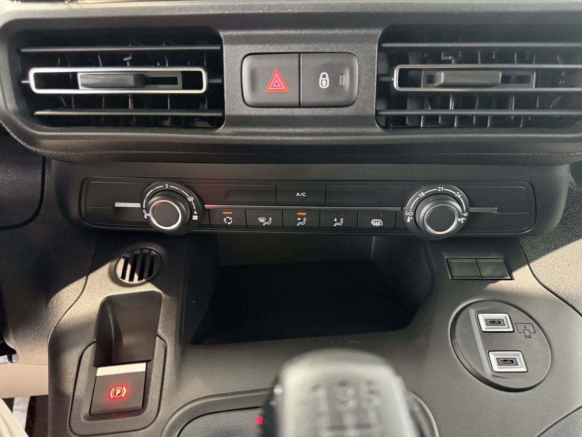 Новый Цельнометаллический фургон Peugeot Partner: фото 36 Новый Цельнометаллический фургон Peugeot Partner: фото 36