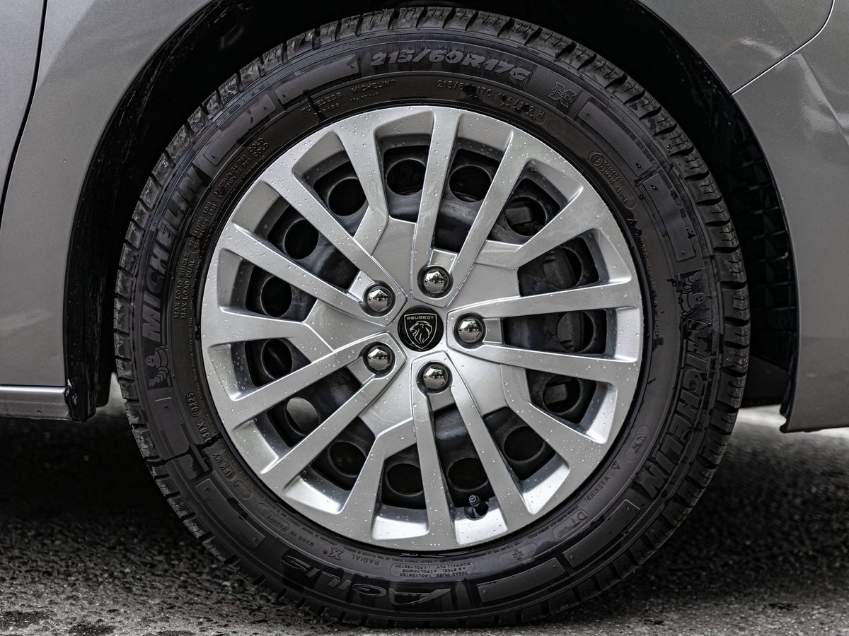 Новый Пассажирский фургон Peugeot Traveller, I Рестайлинг Long 2.0d AT (150 л.с.) Business: фото 7 Новый Пассажирский фургон Peugeot Traveller, I Рестайлинг Long 2.0d AT (150 л.с.) Business: фото 7