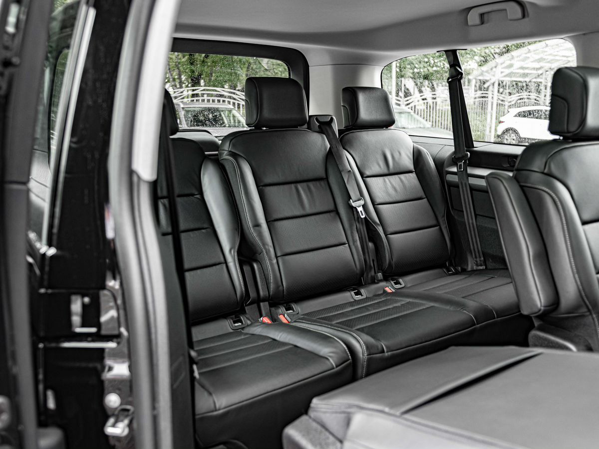 Новый Пассажирский фургон Peugeot Traveller, I Рестайлинг Long 2.0d AT (150 л.с.) Business: фото 18 Новый Пассажирский фургон Peugeot Traveller, I Рестайлинг Long 2.0d AT (150 л.с.) Business: фото 18