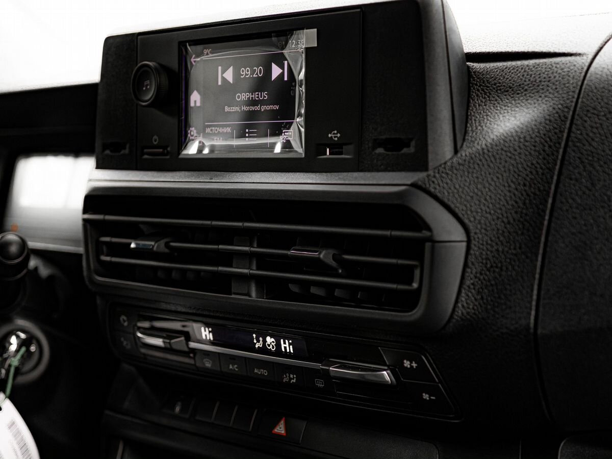 Новый Пассажирский фургон Peugeot Traveller, I Рестайлинг Long 2.0d AT (150 л.с.) Business: фото 16 Новый Пассажирский фургон Peugeot Traveller, I Рестайлинг Long 2.0d AT (150 л.с.) Business: фото 16