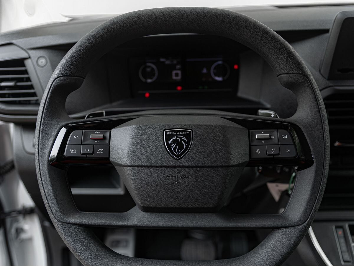 Новый Пассажирский фургон Peugeot Traveller, I Рестайлинг Long 2.0d AT (150 л.с.) Business: фото 18 Новый Пассажирский фургон Peugeot Traveller, I Рестайлинг Long 2.0d AT (150 л.с.) Business: фото 18