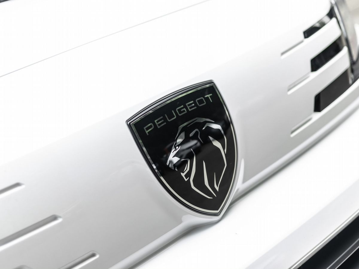 Новый Пассажирский фургон Peugeot Traveller, I Рестайлинг Long 2.0d AT (150 л.с.) Business: фото 7 Новый Пассажирский фургон Peugeot Traveller, I Рестайлинг Long 2.0d AT (150 л.с.) Business: фото 7