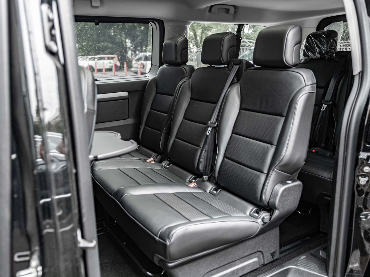 Новый Пассажирский фургон Peugeot Traveller, I Рестайлинг Long 2.0d AT (150 л.с.) Business: фото 16 Новый Пассажирский фургон Peugeot Traveller, I Рестайлинг Long 2.0d AT (150 л.с.) Business: фото 16
