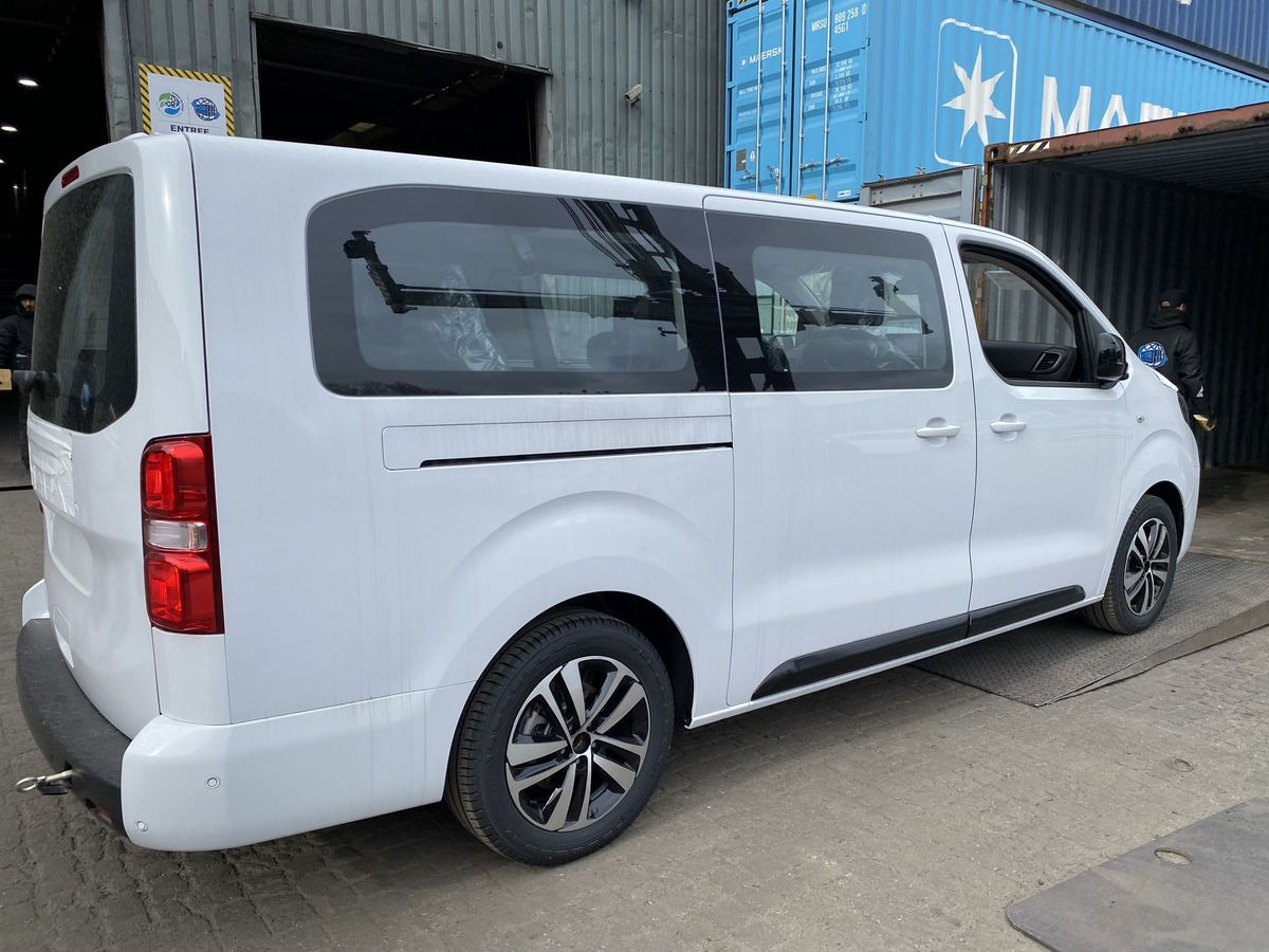 Новый Пассажирский фургон Peugeot Traveller, I Рестайлинг Long 2.0d AT (150 л.с.) Business: фото 7