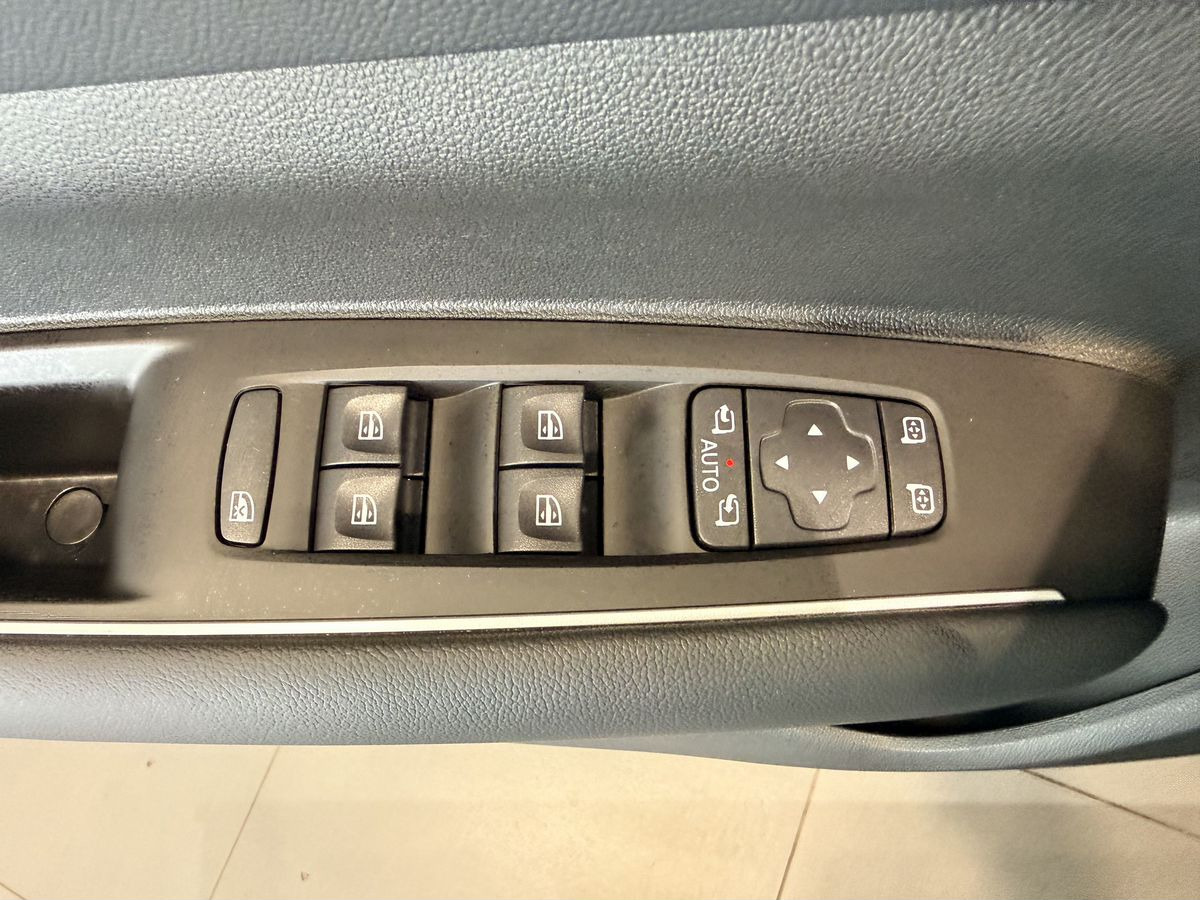 Новый Легковой автомобиль Renault QM6 2.0 CVT (144 л.с.) RE: фото 40 Новый Легковой автомобиль Renault QM6 2.0 CVT (144 л.с.) RE: фото 40