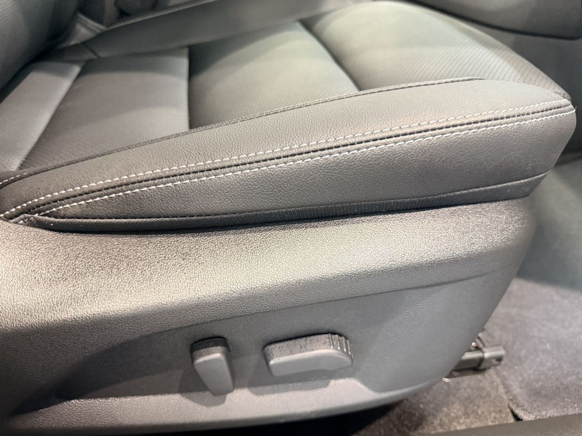 Новый Легковой автомобиль Renault QM6 2.0 CVT (144 л.с.) RE: фото 34 Новый Легковой автомобиль Renault QM6 2.0 CVT (144 л.с.) RE: фото 34