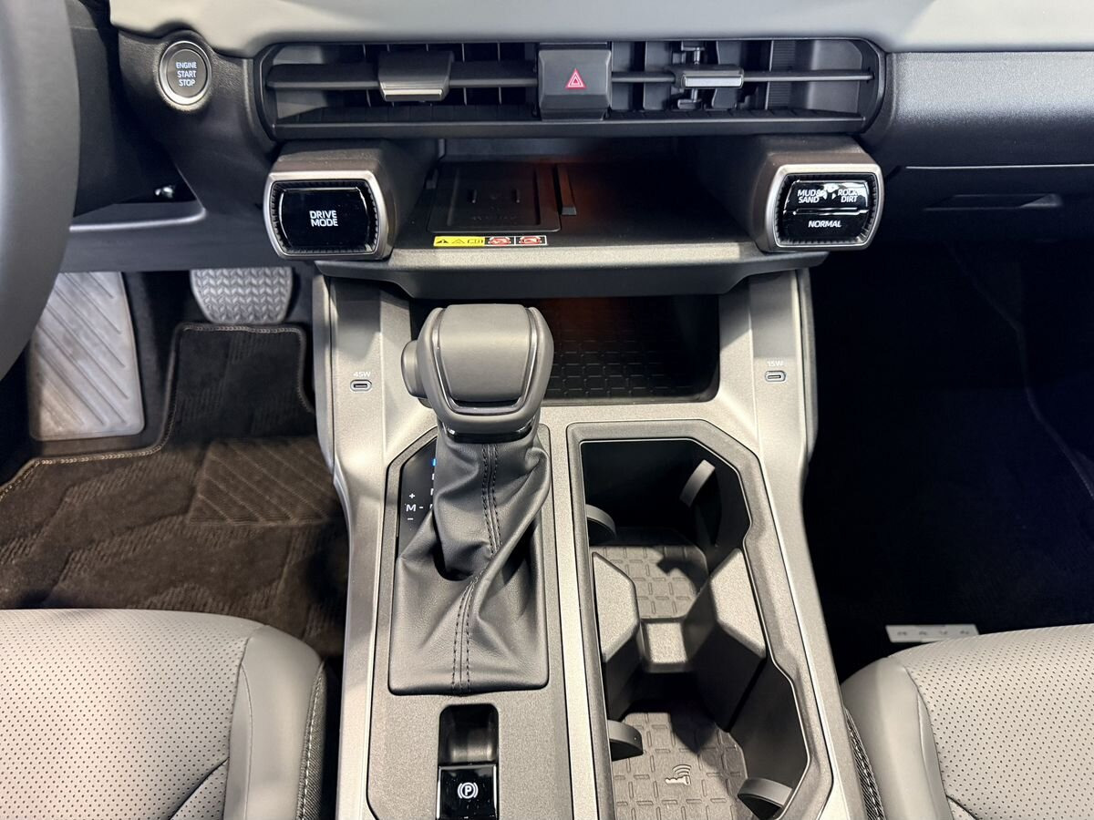 Легковой автомобиль Toyota RAV4, VI (XA60) 2.0 CVT (171 л.с.) 4WD Luxury: фото 35 Легковой автомобиль Toyota RAV4, VI (XA60) 2.0 CVT (171 л.с.) 4WD Luxury: фото 35