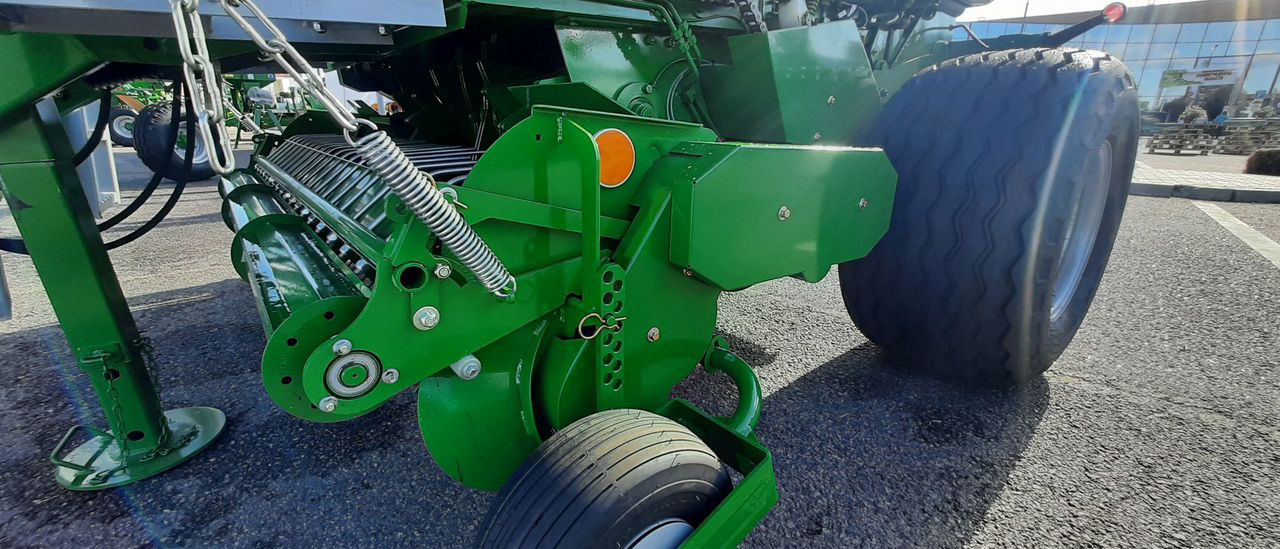 Новый Пресс-подборщик рулонный Sipma Fortis PS 1225 с измельчением: фото 11 Новый Пресс-подборщик рулонный Sipma Fortis PS 1225 с измельчением: фото 11
